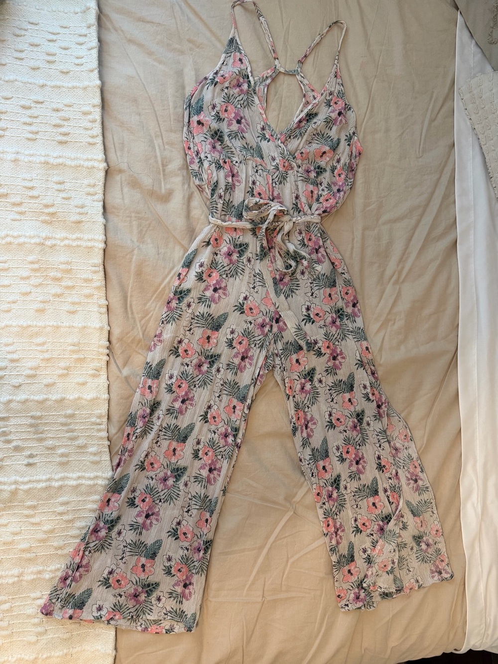 Floral Tie-Waist Jumpsuit - L